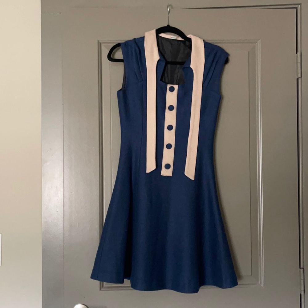 Korean 100% wool two toned fitted dress